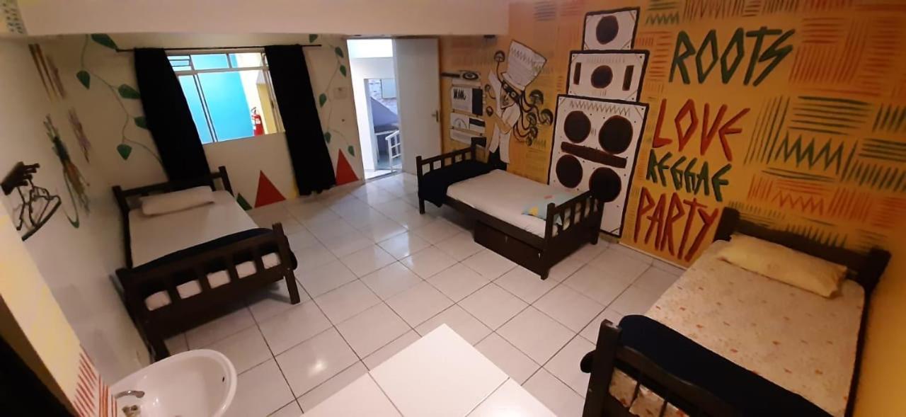 Knock Knock Hostel Curitiba Bagian luar foto