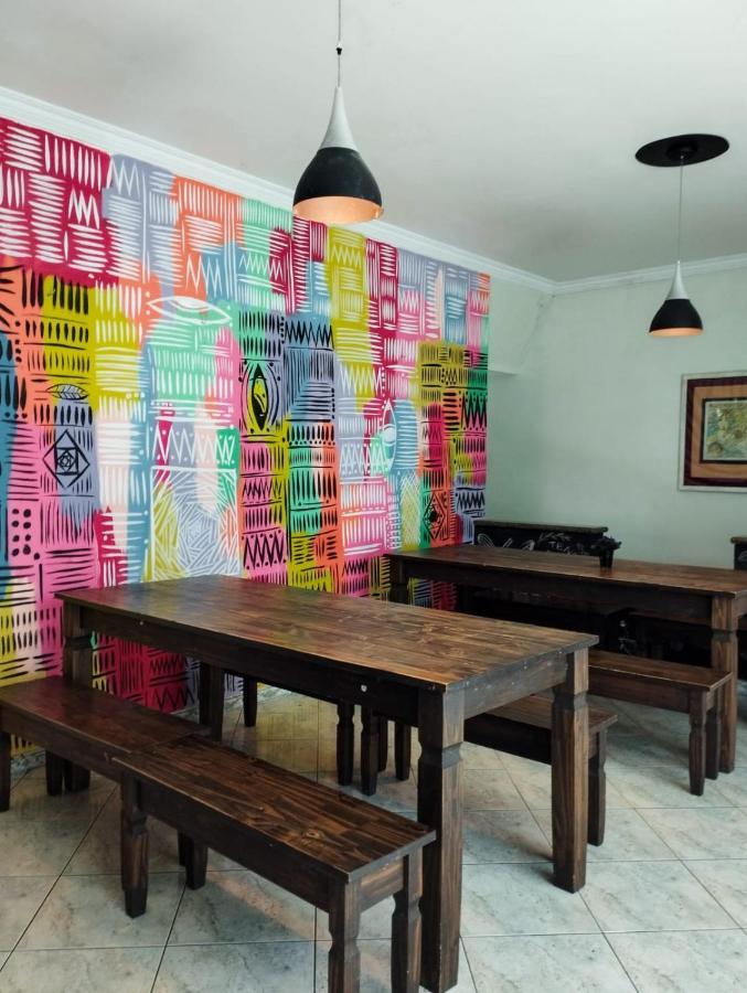 Knock Knock Hostel Curitiba Bagian luar foto